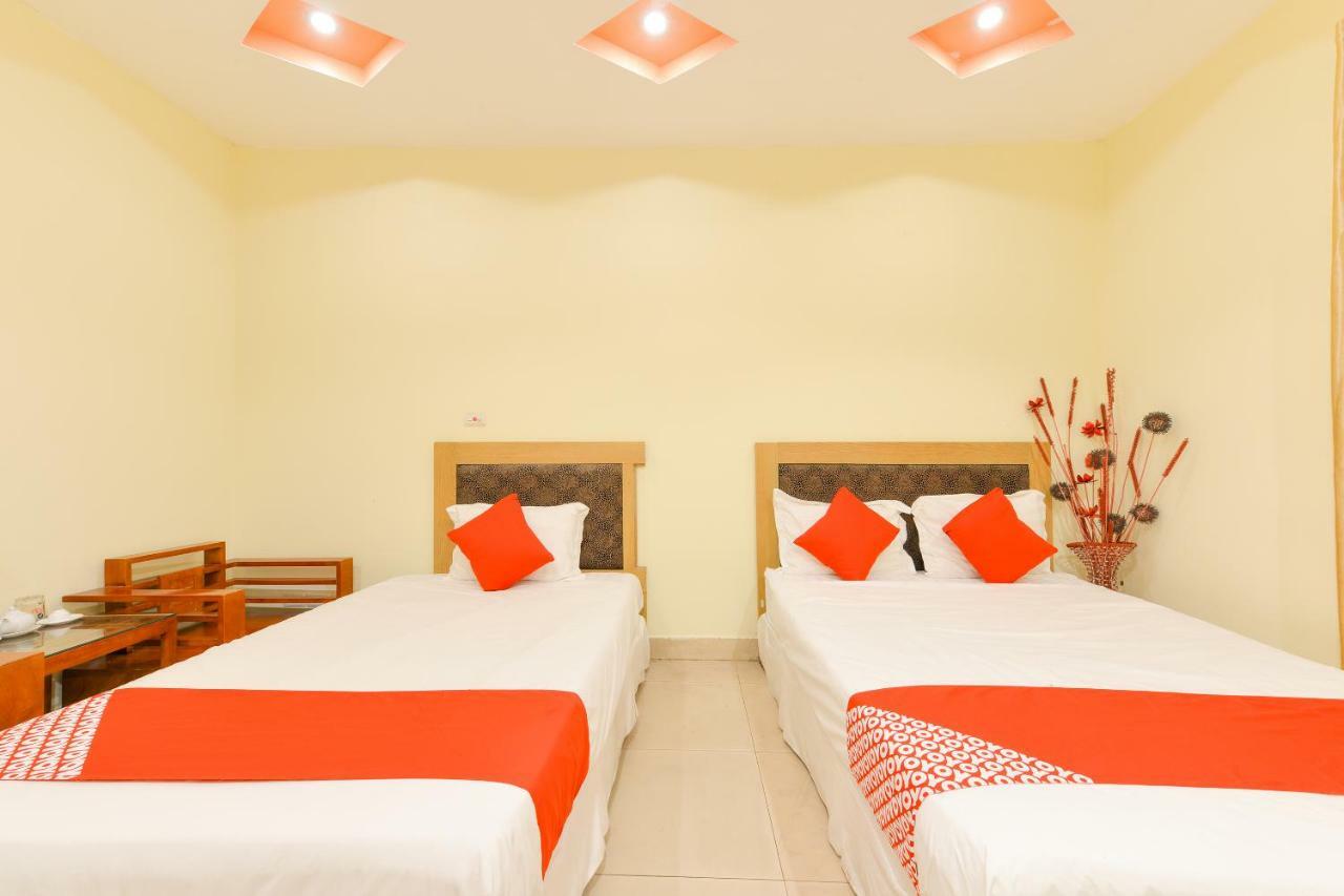 Oyo 279 West Lake Hotel Ханой Экстерьер фото